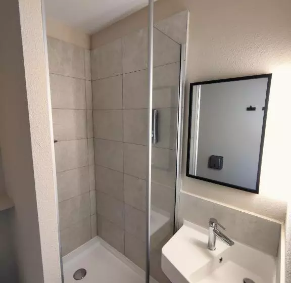 B&b Hotel La Rochelle Centre Les Minimes