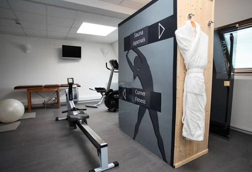 هتل Appart Hôtel Le Liberté Vannes Centre Ville