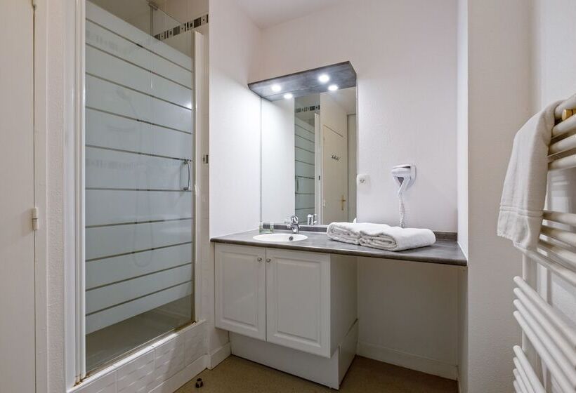 هتل Appart Hôtel Le Liberté Vannes Centre Ville