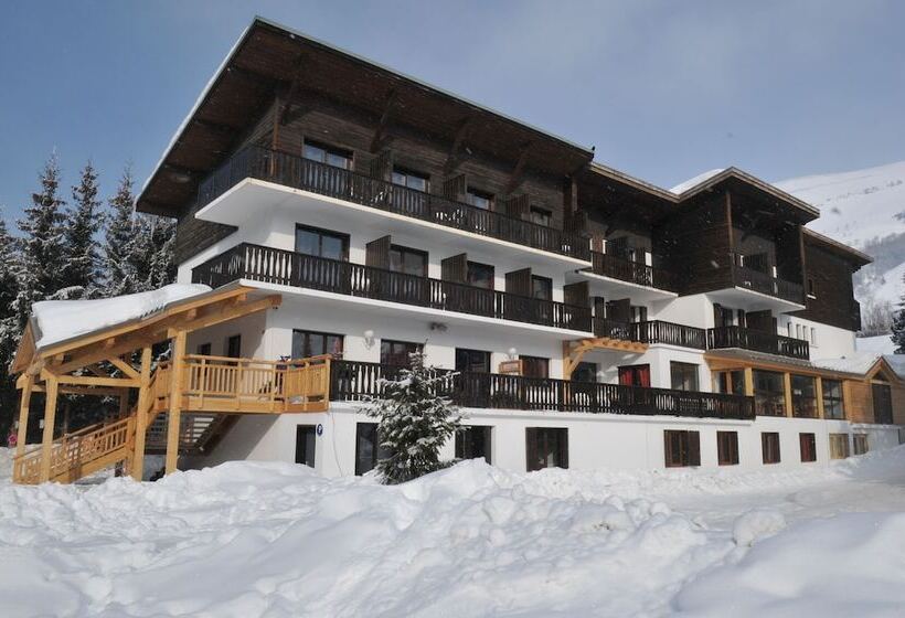 בית מלון כפרי De La Valentin