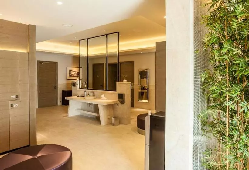 Hotelli Domaine De Verchant & Spa   Relais & Châteaux