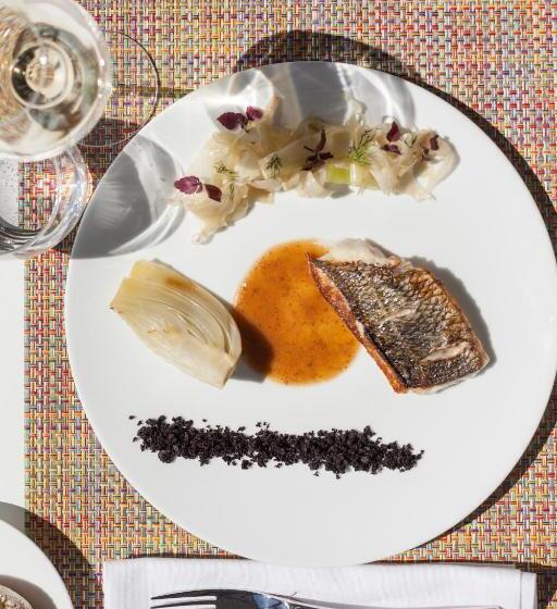 هتل Domaine De Verchant & Spa Relais & Châteaux