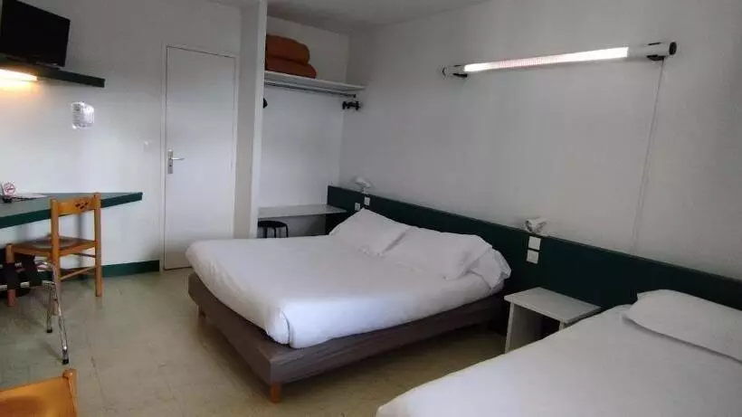 Hotel Du Rocher