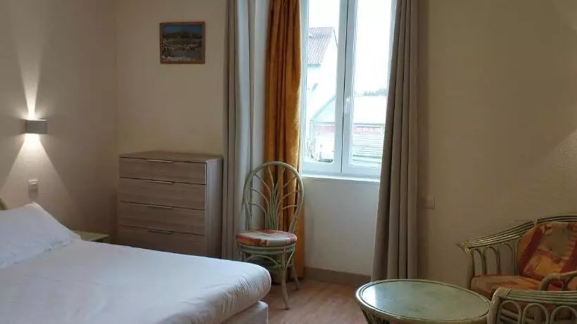Hotel Du Rocher