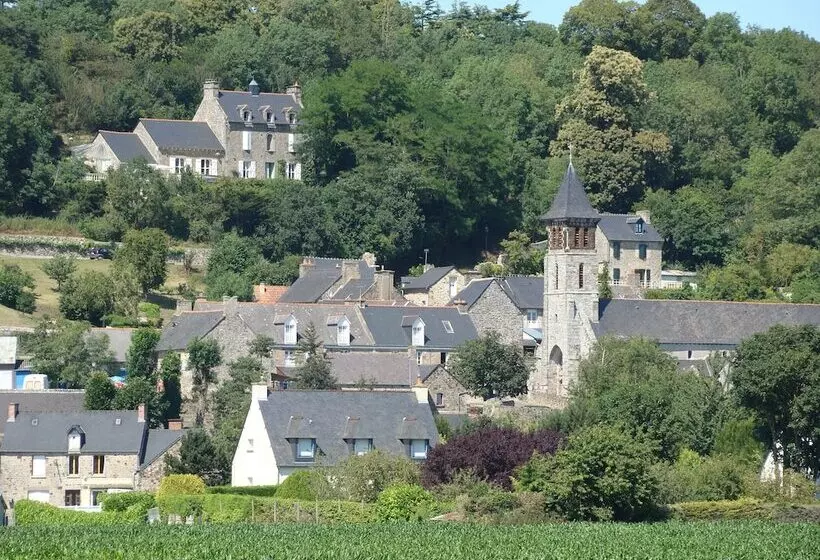 ホテル Du Tertre