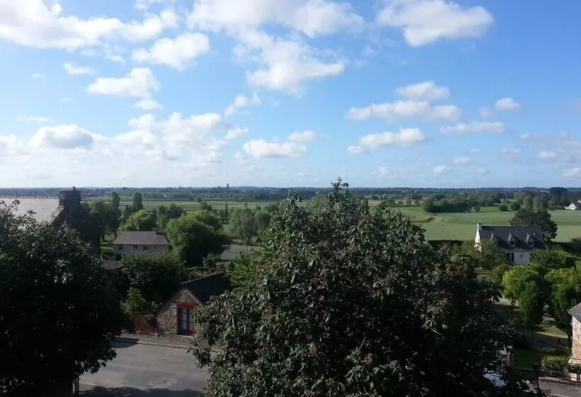 ホテル Du Tertre
