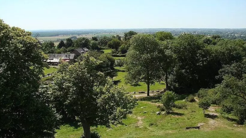 ホテル Du Tertre