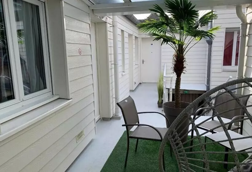 ホテル Hôtel De La Plage