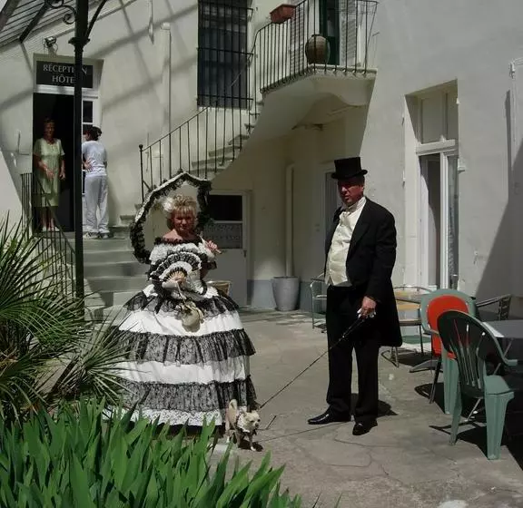 Hotel De Naples