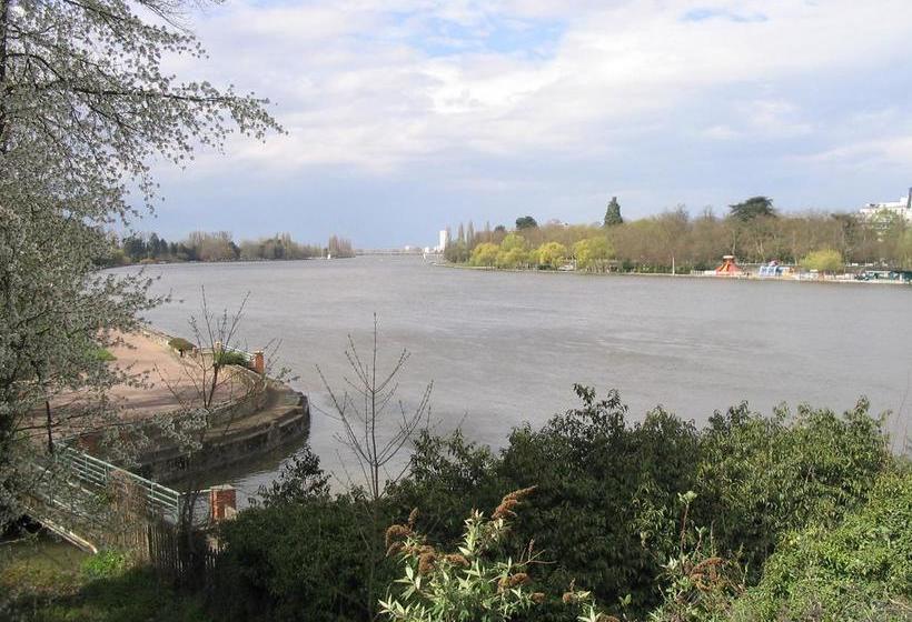 בית מלון כפרי De Naples