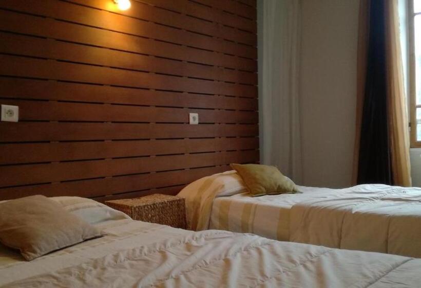 בית מלון כפרי Hôtel De Valdeblore