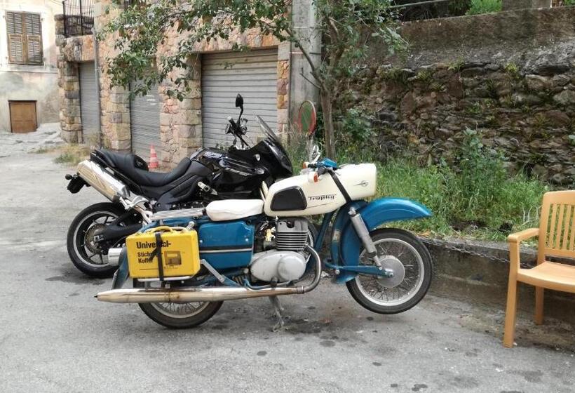 בית מלון כפרי Hôtel De Valdeblore