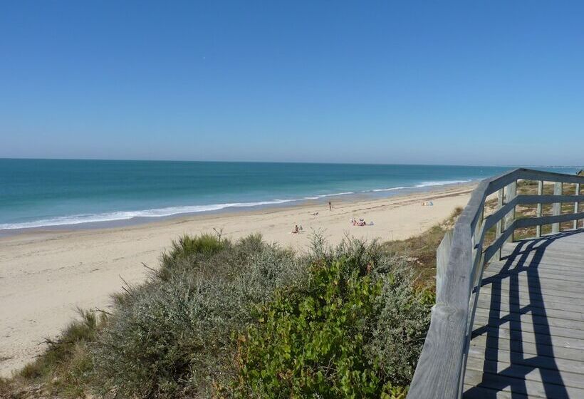 בית מלון כפרי Hôtel Jerodel