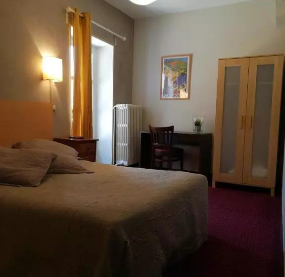 هتل Hôtel Le Foch