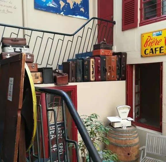 هتل Hôtel Le Foch