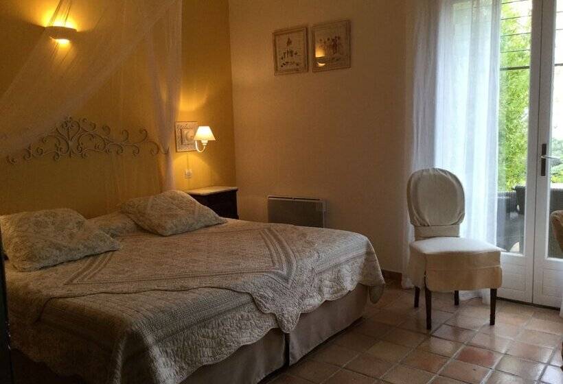 فندق Hôtel Le Mas Du Loriot