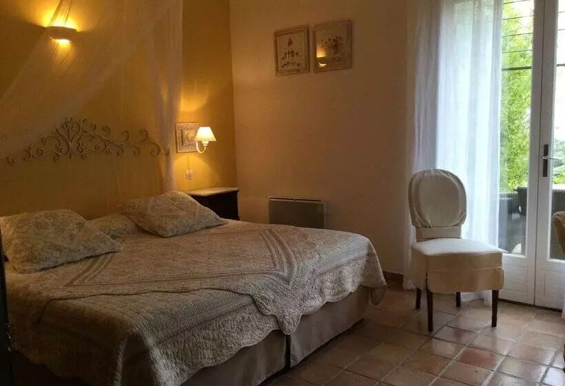 ホテル Hôtel Le Mas Du Loriot