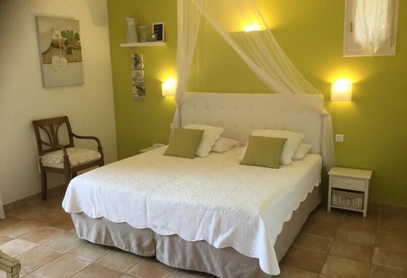 فندق Hôtel Le Mas Du Loriot