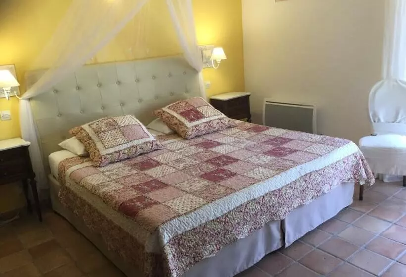 ホテル Hôtel Le Mas Du Loriot