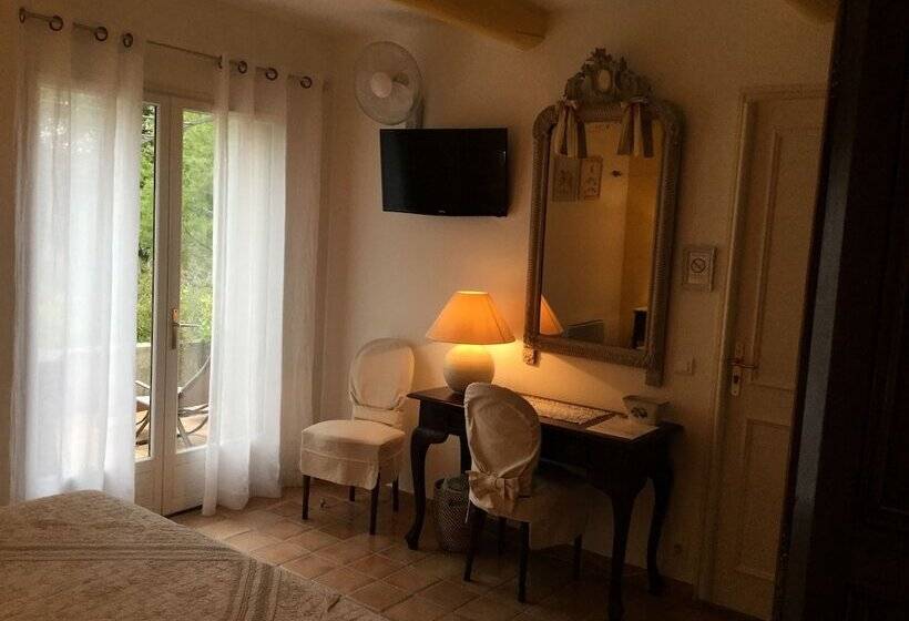 فندق Hôtel Le Mas Du Loriot