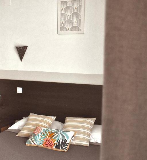 בית מלון כפרי Hôtel Le Nid