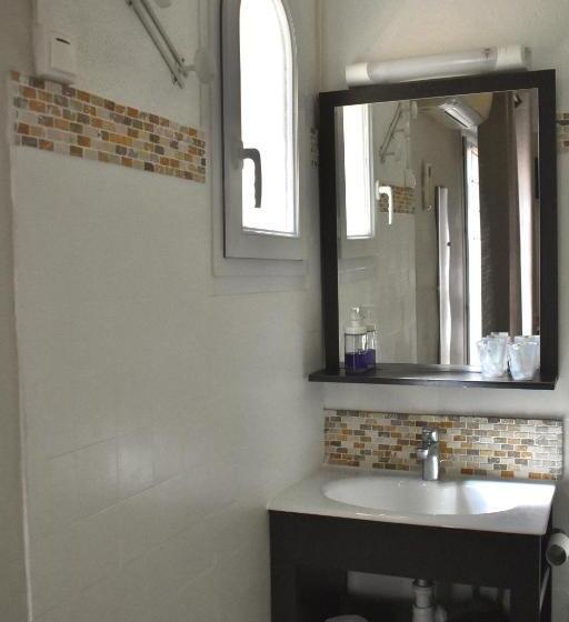 בית מלון כפרי Hôtel Le Nid