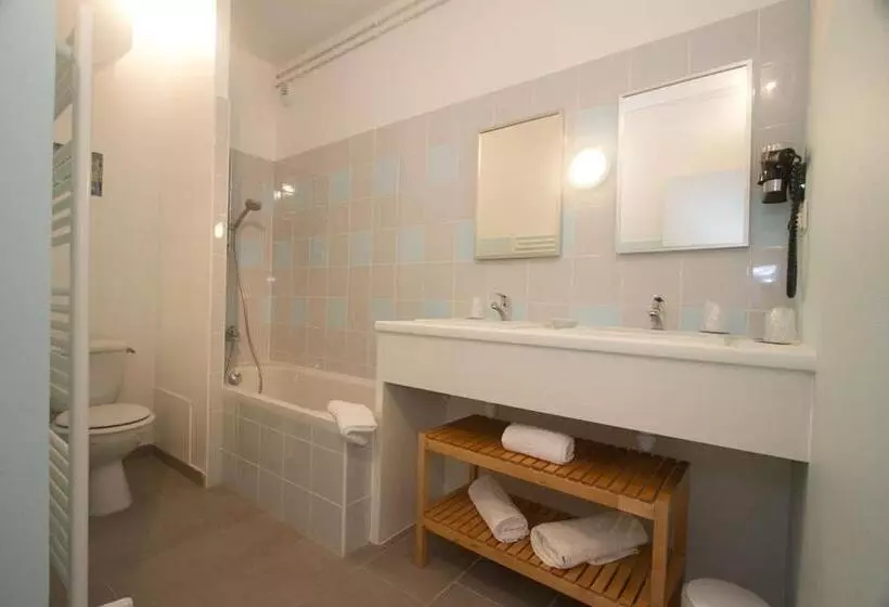 Hotelli Hôtel Le Vert Bois