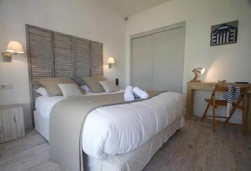 Hotelli Hôtel Le Vert Bois