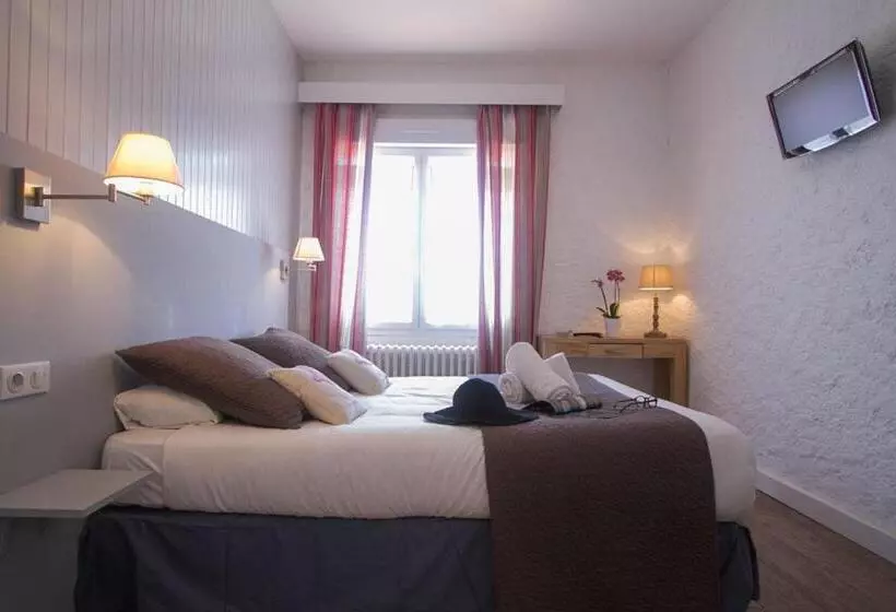 Hotelli Hôtel Le Vert Bois