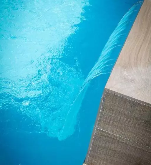 Hotelli Hôtel Le Vert Bois