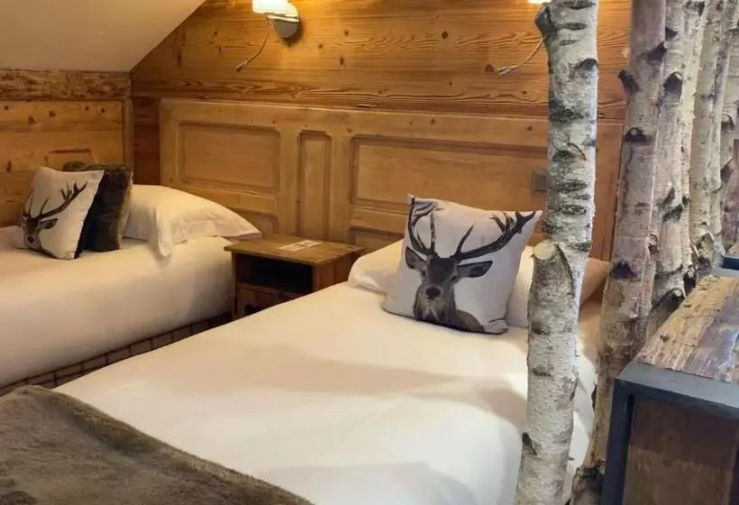 هتل Hôtel Les Cimes