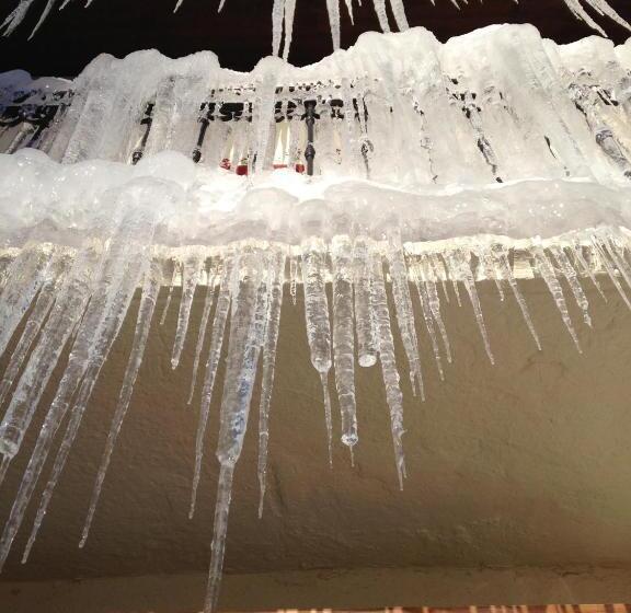 בית מלון כפרי Hôtel Les Cimes