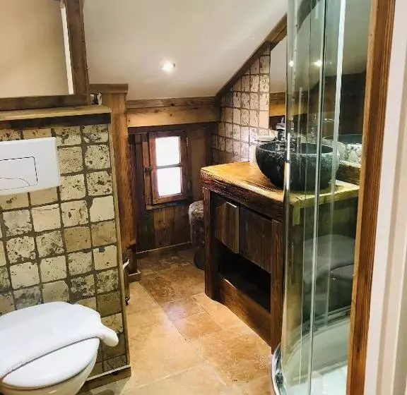 هتل Hôtel Les Cimes
