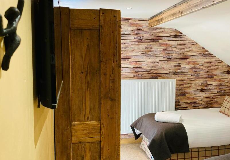 בית מלון כפרי Hôtel Les Cimes