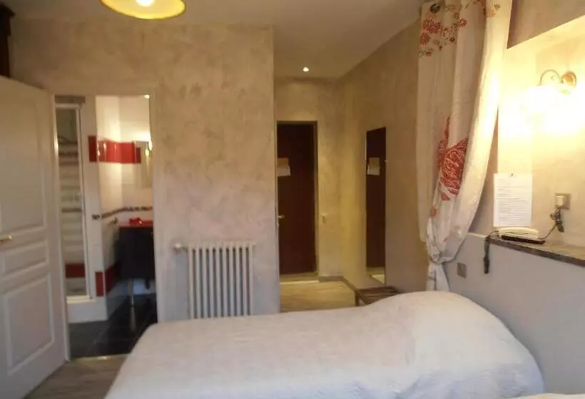 Hotelli Hôtel Panoramic Et Des Bains