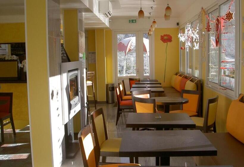 هتل Hôtel Panoramic Et Des Bains