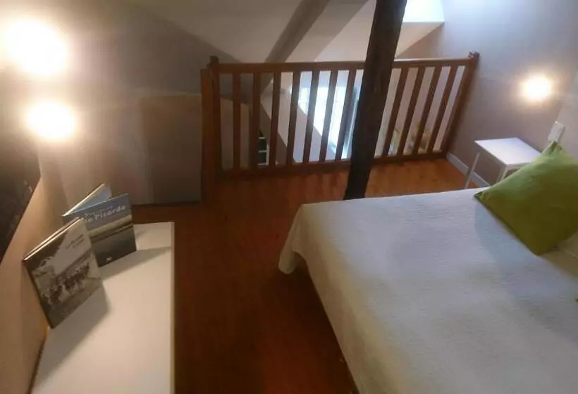 هتل Hôtel Picardia