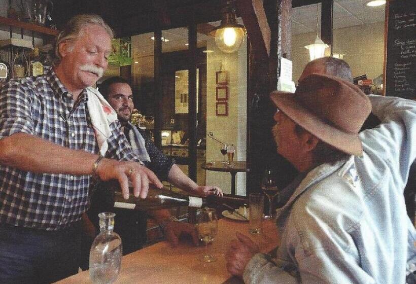 هتل Hôtel Saint Jean