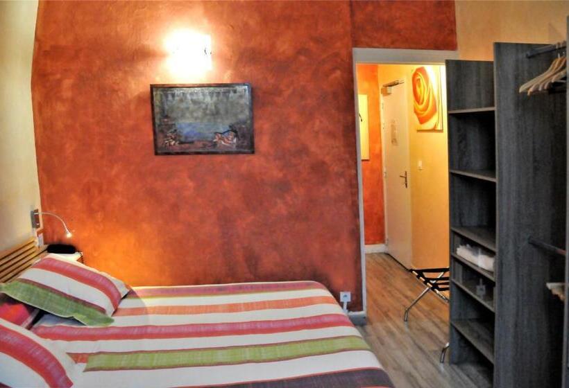 هتل Hôtel Saint Jean