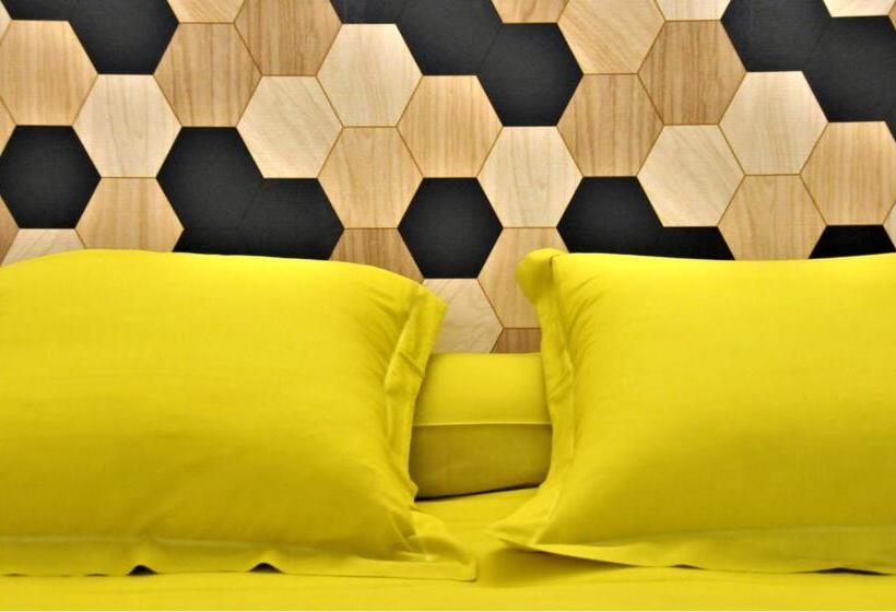 هتل Hôtel Saint Jean