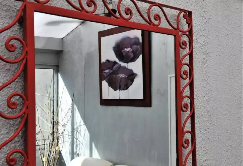 هتل Hôtel Saint Jean