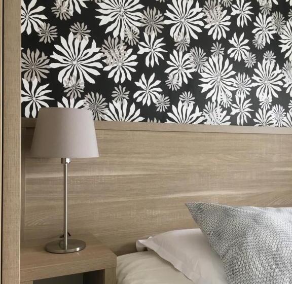 Hotel La Table De Jeanne