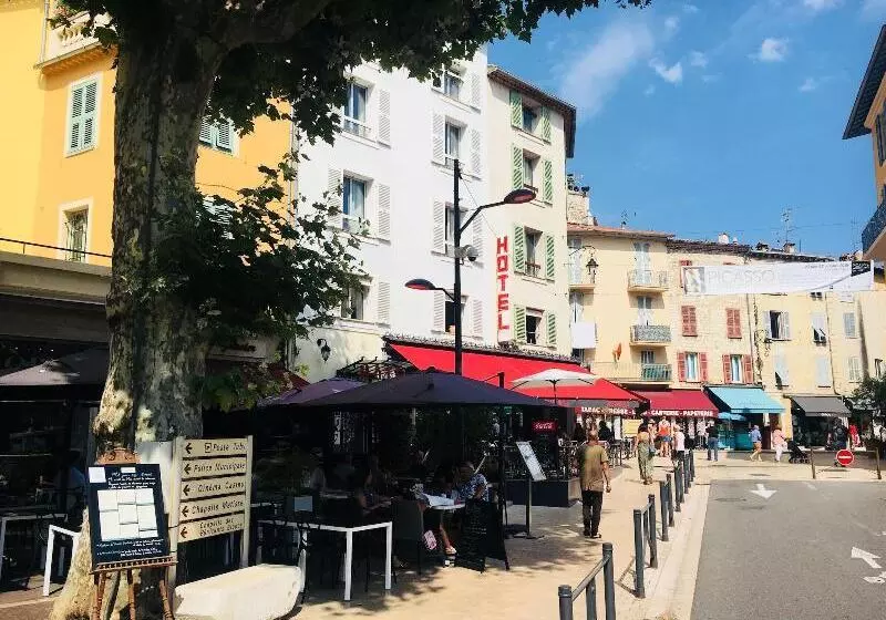 هتل La Victoire Boutique