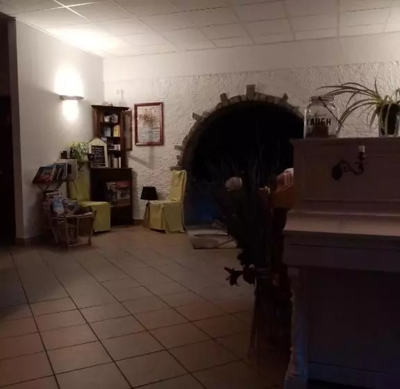 هتل L'Auberge d'Eygliers
