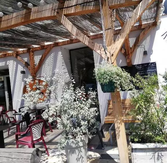 هتل L'Auberge d'Eygliers