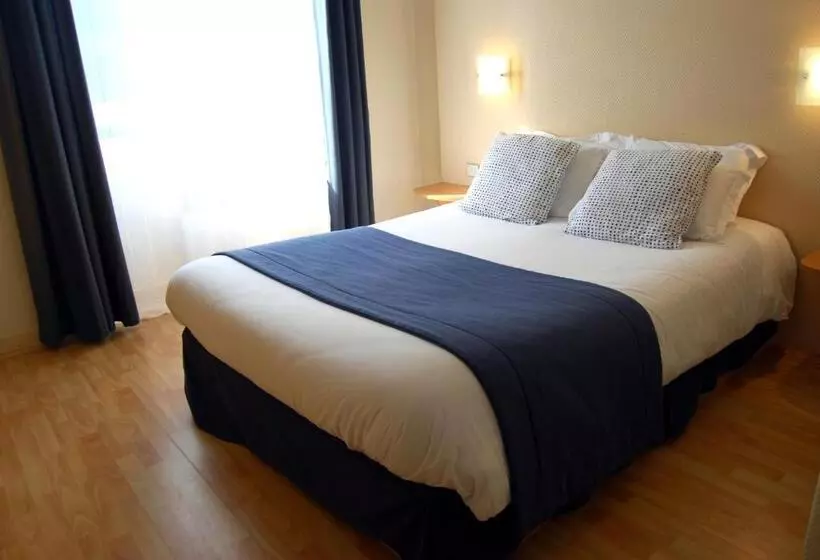 هتل Le Bretagne Hôtel