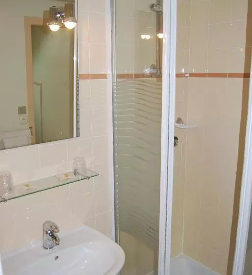 هتل Le Bretagne Hôtel