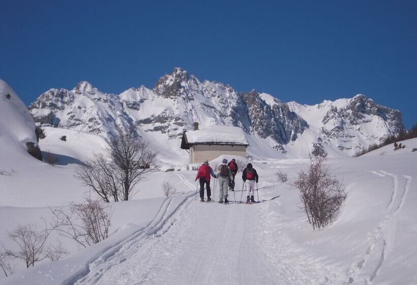 هتل Le Chalet D'en Hô