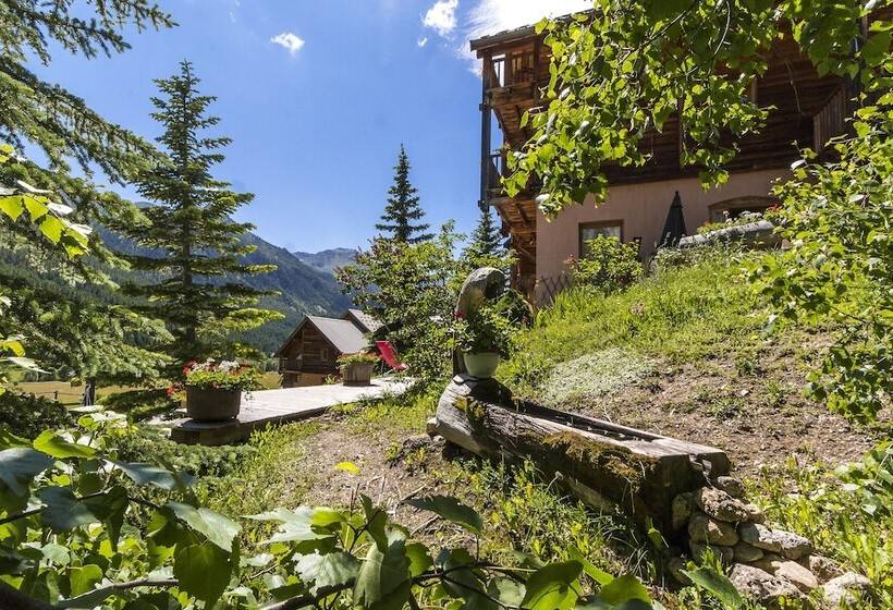 هتل Le Chalet D'en Hô