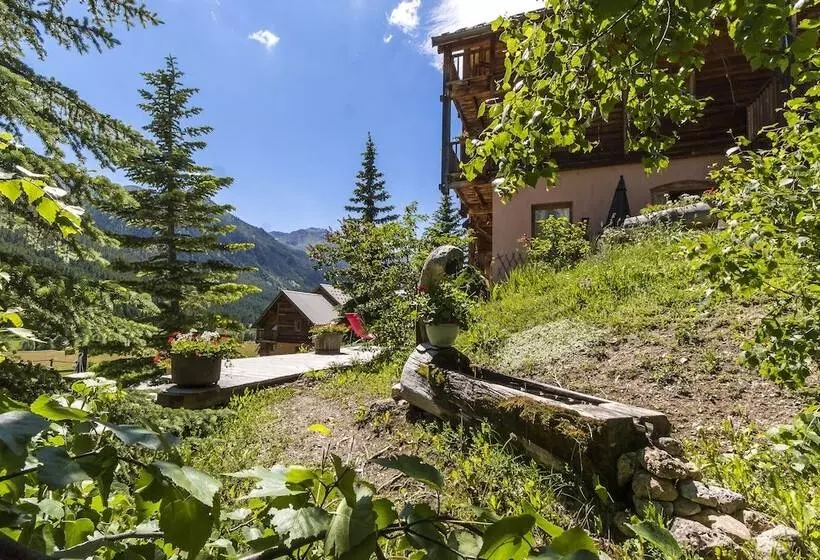 Hotelli Le Chalet D'en Hô